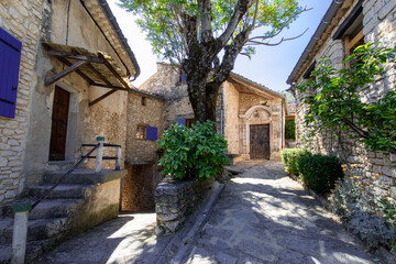 Fototapeta na wymiar Simian la Rotonde in the Provence, France 