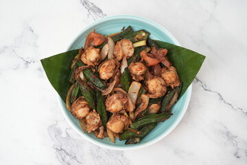 spicy lady finger with seafood