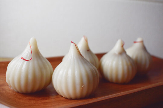 Ukadiche Modak - White Steamed modak for ganesh chaturthi -  White Modak -  Rice flour Modak- lord ganesh 
