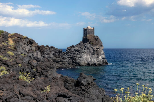 Torre sul mare di Santa Tecla ad Acireale 410