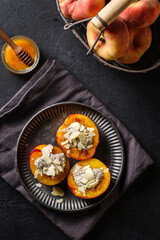 grilled peaches with yogurt and honey