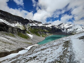 Barrage du vieux Emosson sous la Neige - Alpes