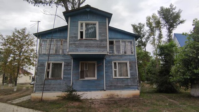 An old abandoned wooden house
