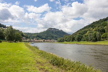 Die Elbe bei Königstein