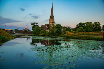 Fototapeta na wymiar church on the river