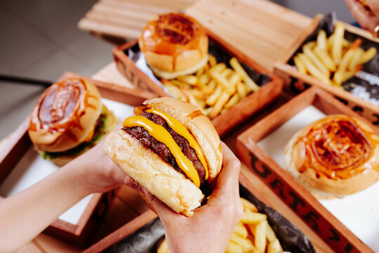 hamburger burger hands on buger 