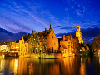 Fototapeta premium Christmas lights in famous canal, Bruges, Belgium