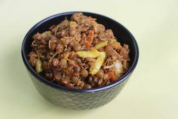 Masoor Usal, Sprouted lentil curry, Indian food