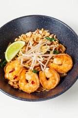 shrimps with rice and radish