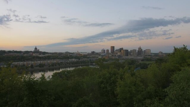 Time-lapse of Downtown St. Paul during sunset