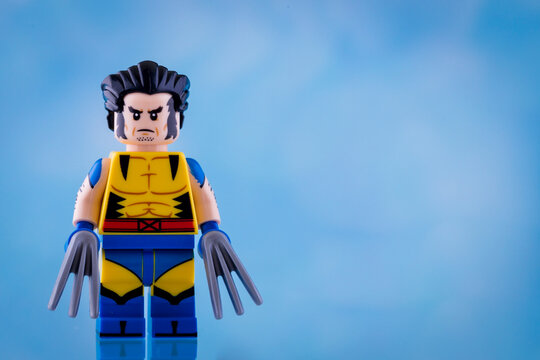 Dortmund - Deutschland 1. September 2023 Lego Minifigure Wolverine aus der Marvel Serie

