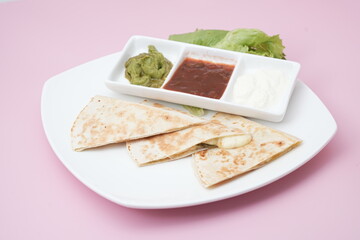 wrap quesadilla with dips