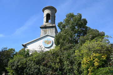 Obraz premium L'église Saint-Guénolé de la Ville-Close de Concarneau en Bretagne.