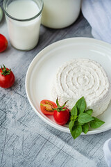 goat cheese with basil and tomato