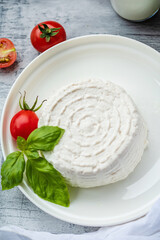 goat cheese with basil and tomato