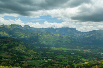 Obraz premium landscape with mountains and clouds