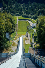 Heini Klopfer Skiflugschanze im Sommer von oben