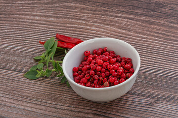 Red pepper seeds in the bowl