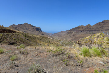 Fototapeta na wymiar Landschaft mit Bergen auf der Insel Gran Canaria