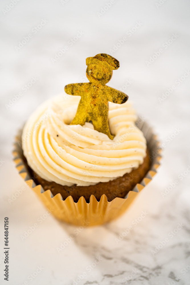 Wall mural Gingerbread cupcakes