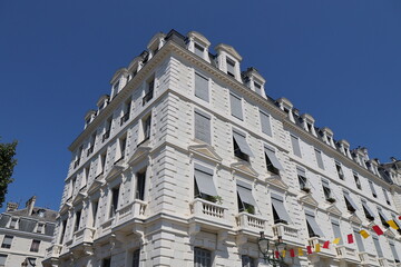 Bâtiment typique, vu de l'extérieur, ville de Pau, département des Pyrénées Atlantiques, France