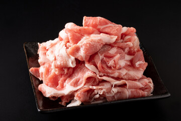 日本産　豚肩ロース　しゃぶしゃぶ肉