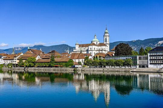Solothurn, Aare, Altstadt, Kathedrale, St. Ursen-Kathedrale, Barock, Stadt, Fluss, Landhausquai, Kreuzackerbr&uuml;cke, Uferweg, Sommer, Schweiz