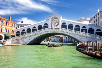 Papier Peint photo autocollant Pont du Rialto Rialtobrücke über den Canal Grande von Venedig, Italien