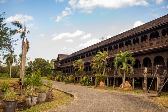 Traditional dayaknese house called "Rumah Panjang" (Long House) in Pulau Kumala, Kutai Kartanegara, East Kalimantan, Indonesia.