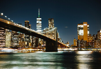 Fototapeta premium Brooklyn bridge at night