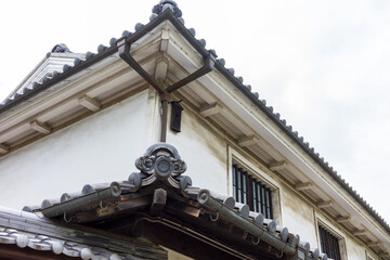 Fototapeta premium 日本の岡山県岡山県倉敷市の古くてとても美しい建物