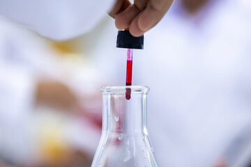 pH testing in food and Encapsulation Experiment example in the laboratory
