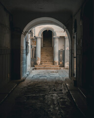 Entrée d'un appartement avec cour en Sicile, Palerme