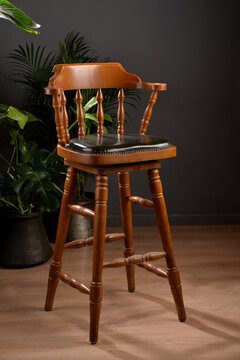Wooden vintage bar seat furniture