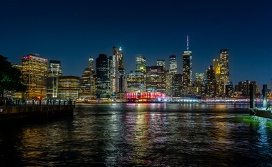 New York Skyline bei Nacht