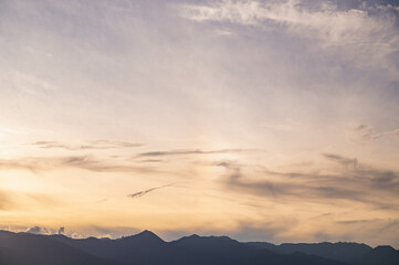 初秋の夕暮れ時の北アルプス