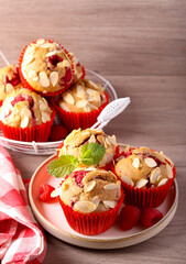 Low fat wholemeal muffins with raspberry