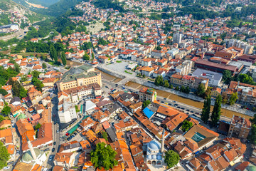 Fototapeta na wymiar Bascarsija old bazaar streets with Gazi Husrev-beg Mosque and Miljacka river aerial view, Sarajevo, Bosnia and Herzegovina