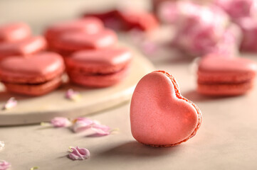 heart shape pink French macaroons 