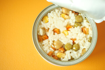 rice and chickpea in a food can 