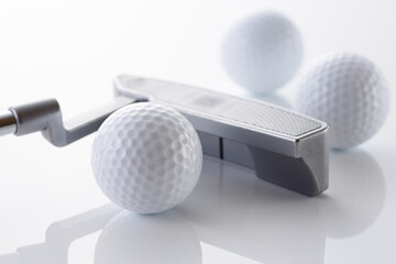 ゴルフイメージ　ゴルフボールやゴルフクラブ