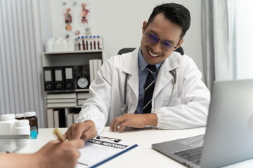 Doctor Asia Male helps talk about medicine, healthcare doctors talking to patients, and patients discussing on the phone.