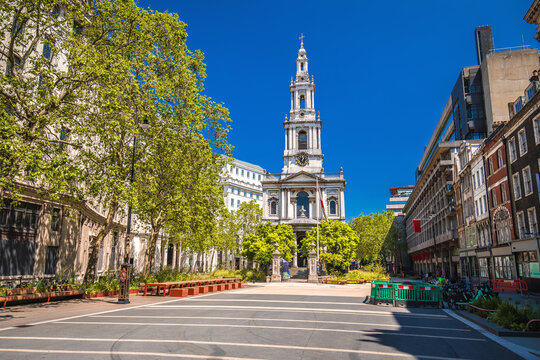St Clement Danes Church in London street view