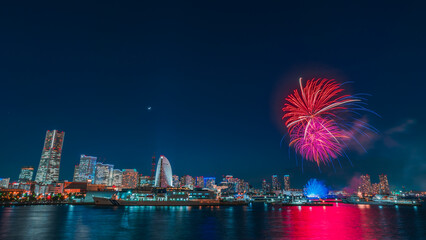 Yokohama Firework display - Thanks to the Port