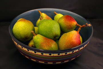 Pears in Bowl Still 01