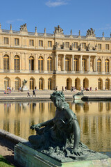 Fototapeta na wymiar Château de Versailles : bassin Nord et statue de la nymphe aux coraux