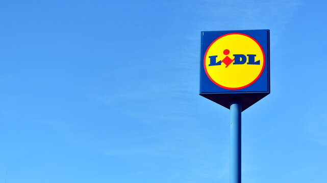 Szczecin, Poland. 7 September 2023. Sign Lidl. Company signboard Lidl.