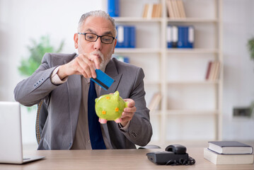 Old male employee in retirement concept