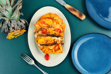Grilled pork chop with pineapple
