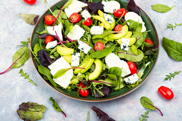 Salad of vegetables and cheese